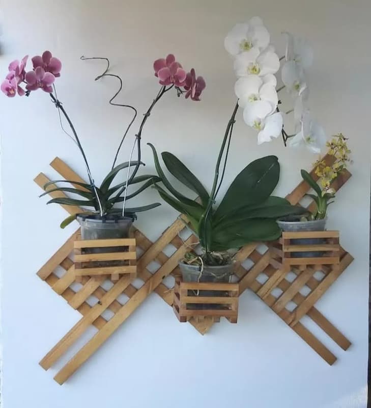 Painel de três, com 3 cachepôs de 15x15cm cada